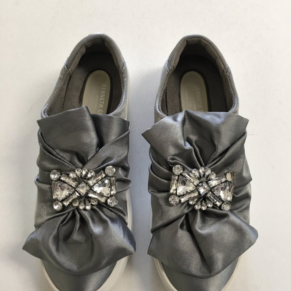 New Kenneth Cole Girls Shout Shine Embellished Jewels Satin Sneaker Shoe Gray